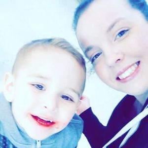 Meet your Posher, Sylvia